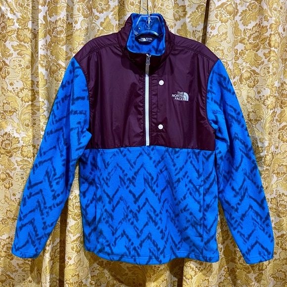 The North Face 1/2 zip Pullover